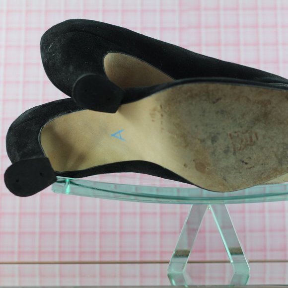 Davids Black Suede Pumps - Picture 12 of 16